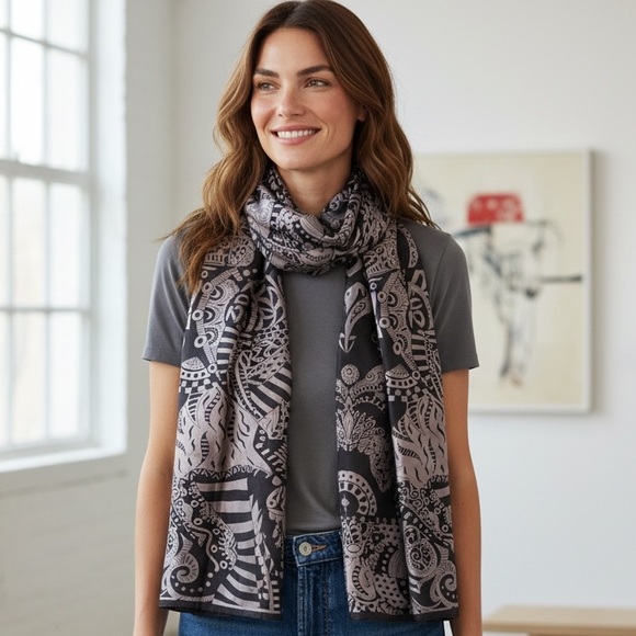 leslie singer Accessories - RARE Leslie Singer Scarf Silk Blend in black/Gray